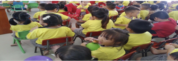 TRUNG THU ĐOÀN VIÊN- TRĂNG RẰM THÁNG 8  NGÀY HỘI RƯỚC ĐÈN CỦA CÁC CHÁU  TRƯỜNG MN VĨNH NGUYÊN 2