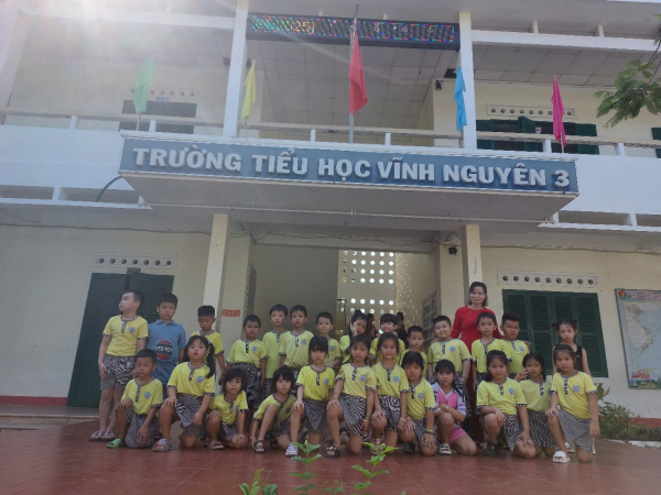 HOẠT ĐỘNG TRẢI NGHIỆM "THAM QUAN TRƯỜNG TIỂU HỌC" CỦA CÁC BÉ MẪU GIÁO 5-6 TUỔI TRƯỜNG MẦM NON VĨNH NGUYÊN 2