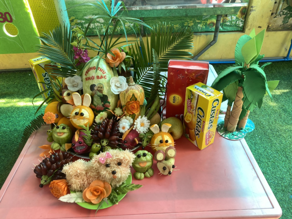 TỔ CHỨC CHƯƠNG TRÌNH "VUI HỘI TRĂNG RẰM"