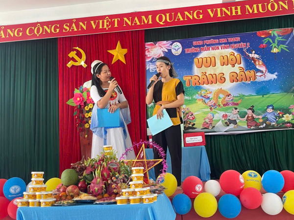 TỔ CHỨC CHƯƠNG TRÌNH "VUI HỘI TRĂNG RẰM"