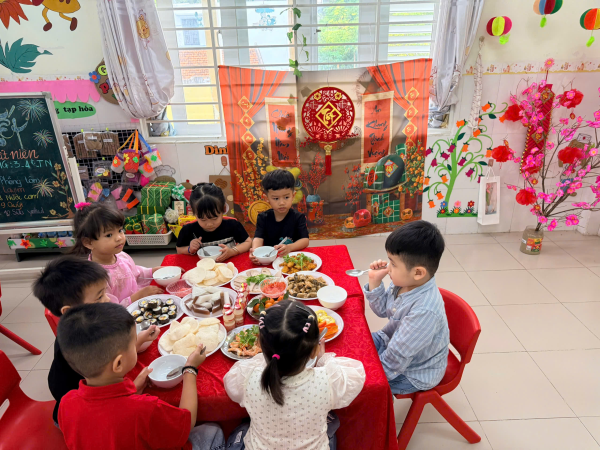 BÉ VUI ĐÓN TẾT - GẮN KẾT YÊU THƯƠNG