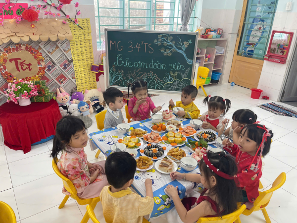 BÉ VUI ĐÓN TẾT - GẮN KẾT YÊU THƯƠNG