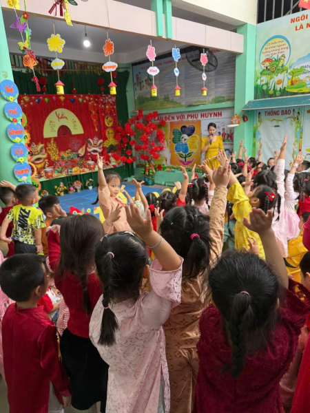 BÉ VUI ĐÓN TẾT - GẮN KẾT YÊU THƯƠNG