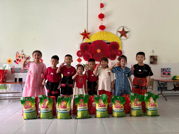 TẾT YÊU THƯƠNG GỬI VỀ ĐẢO XA