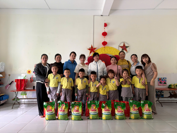 TẾT YÊU THƯƠNG GỬI VỀ ĐẢO XA