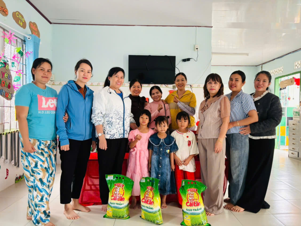 TẾT YÊU THƯƠNG GỬI VỀ ĐẢO XA