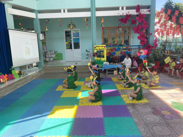 HỘI THI BÉ VỚI TIẾNG ANH