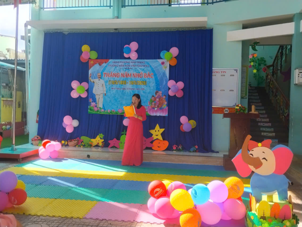 CHƯƠNG TRÌNH "THÁNG NÁM NHỚ BÁC"