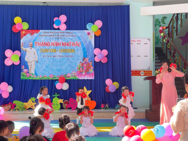 CHƯƠNG TRÌNH "THÁNG NÁM NHỚ BÁC"