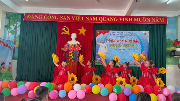 CHƯƠNG TRÌNH "THÁNG NÁM NHỚ BÁC"