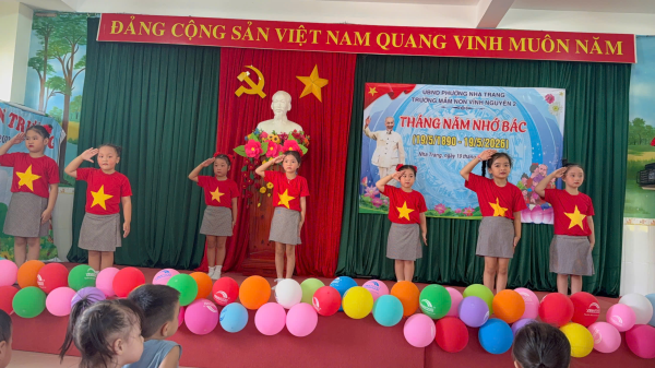 CHƯƠNG TRÌNH "THÁNG NÁM NHỚ BÁC"